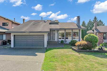 2925 Camrose Drive Burnaby, BC V5A 3W5