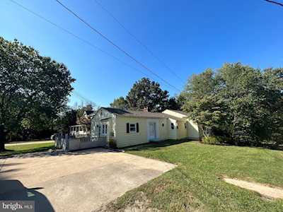 6204 Valley View Dr Alexandria, VA 22310