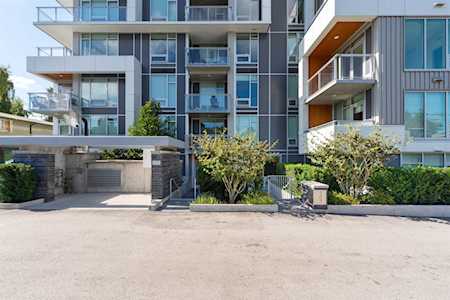 4988 Cambie Street #107 Vancouver, BC V5Z 2Z5