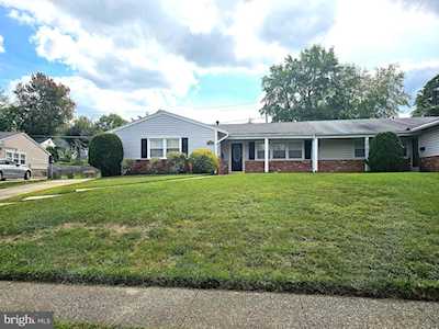 1915 Calais Ct Windsor Mill, MD 21244