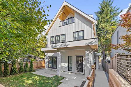 1771 E 8th Avenue Vancouver, BC V5N 1T7
