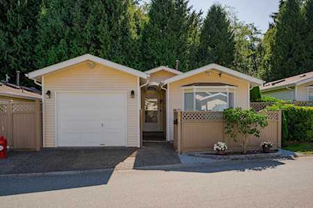 1400 164 Street #27 Surrey, BC V4A 8V7