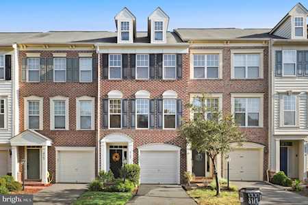 8169 Dove Cottage Ct Lorton, VA 22079
