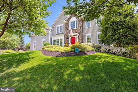 10209 Palmer Glen Ct Oakton, VA 22124