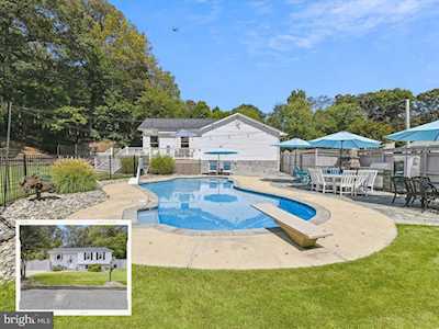 450 Cloverdale Circle Severna Park, MD 21146