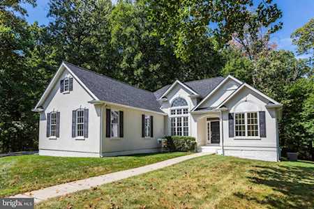 12548 Woodridge Ln Highland, MD 20777