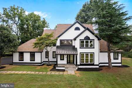 5801 Newbury St Warrenton, VA 20187