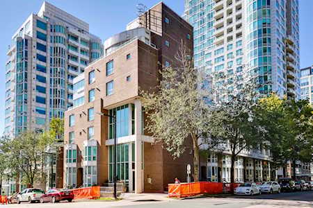 888 Beach Avenue #513 Vancouver, BC V6Z 2P9