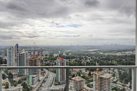 567 Clarke Road #3701 Coquitlam, BC V3J 0K7
