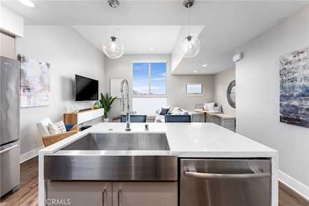 3030 Jarvis St #10 San Diego, CA 92106