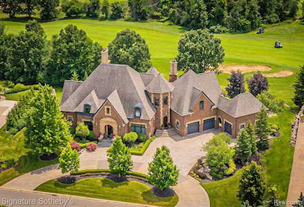4649 The Heights Blvd Rochester, MI 48306
