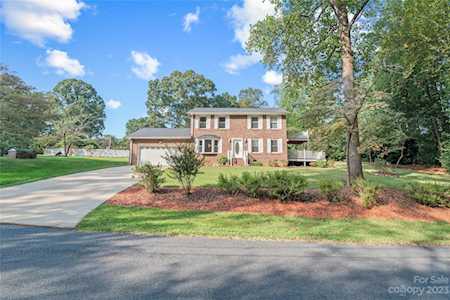 707 Brookfield Circle Salisbury, NC 28146