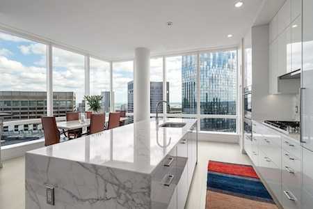 1 Franklin St #4905 Boston, MA 02110