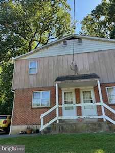 21 White Clay Dr Newark, DE 19711