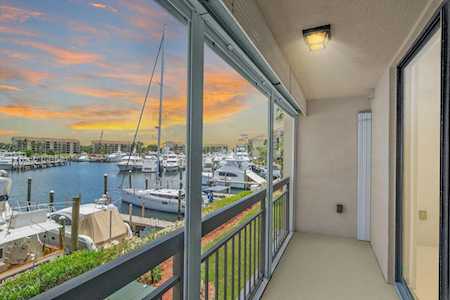 2601 Marina Isle Way #203 Jupiter, FL 33477
