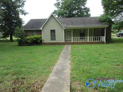 100 Stagecoach Drive Madison, AL 35757