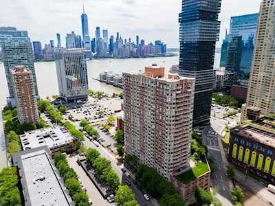 1 2nd St #1304 Jersey City, NJ 07302