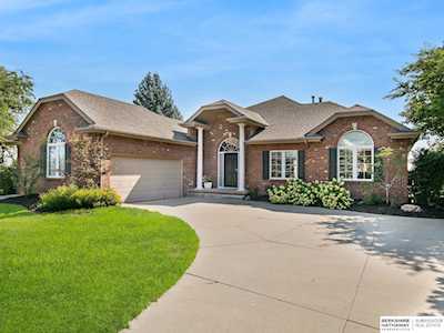 325 S 178 Ave Omaha, NE 68118