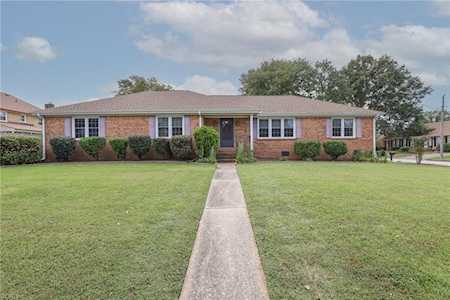 700 Rolo Ln Virginia Beach, VA 23464