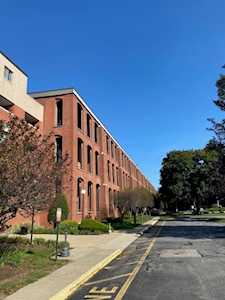 96 Old Colony Ave #264 Taunton, MA 02718