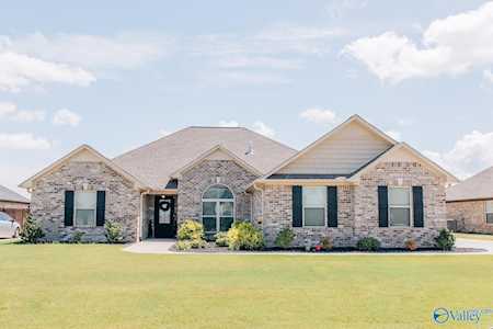 27982 Moss Creek Drive Madison, AL 35756