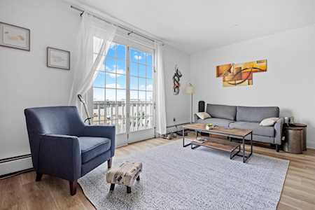 100 Shearwater Ct East #31 Jersey City, NJ 07305
