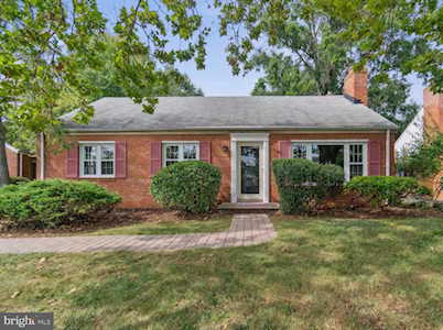 5041 N Carlin Springs Rd Arlington, VA 22203