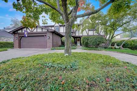 6531 Maple St Morton Grove, IL 60053