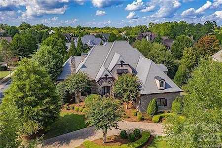 8304 Marcliffe Ct Waxhaw, NC 28173