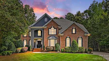 8701 Victory Gallop Ct Waxhaw, NC 28173