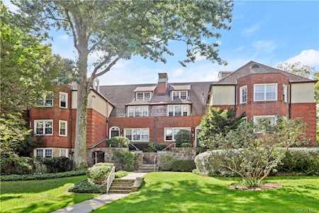 11 Campus Place #2A Scarsdale, NY 10583