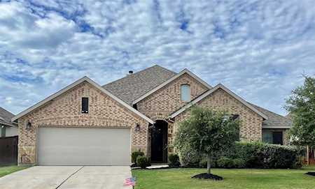 105 Permian LN Liberty Hill, TX 78642