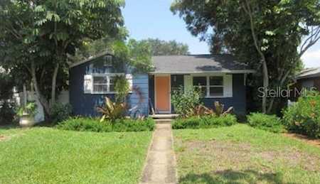 1329 35th Ave N St. Petersburg, FL 33704