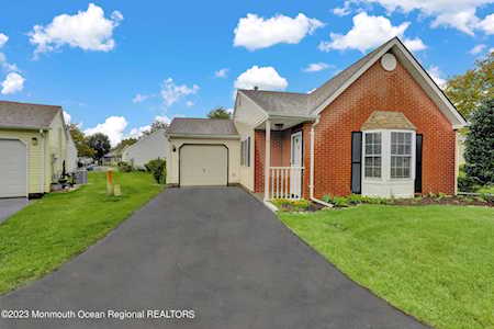4 Gatley Close #1000 Freehold, NJ 07728