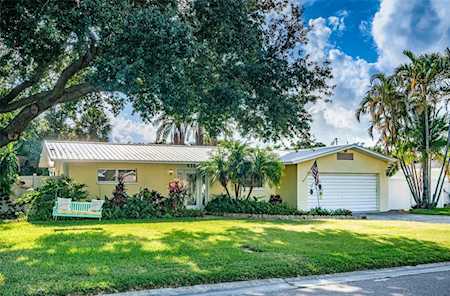 4101 38th WAY S St. Petersburg, FL 33711