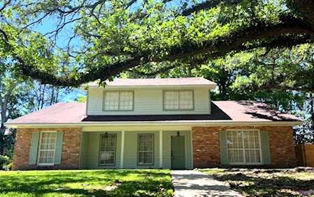 5240 Heritage Dr Baton Rouge, LA 70808