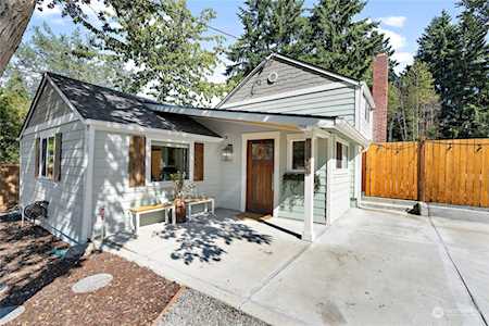1208 13th Ave Milton, WA 98354