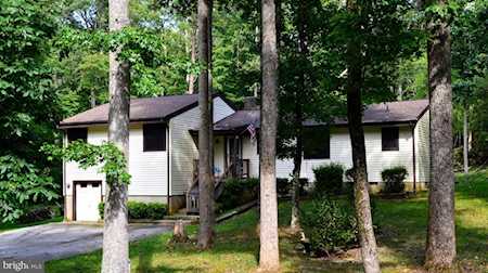 28994 Autumnwood Dr Mechanicsville, MD 20659