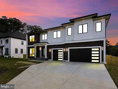 6909 Blue Star Dr Mclean, VA 22101