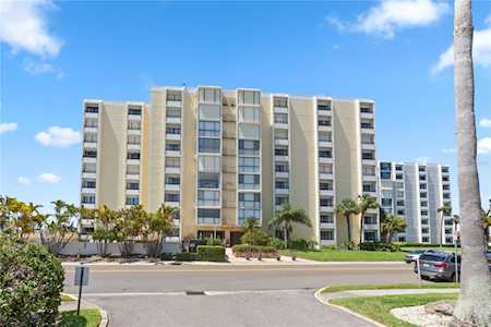 830 S Gulfview Blvd #104 Clearwater, FL 33767