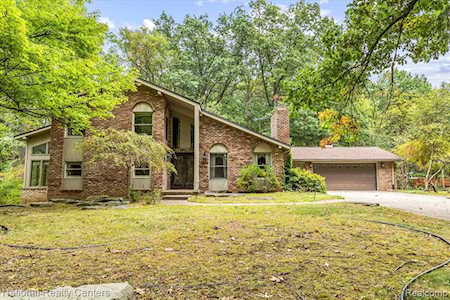 8250 Narise St Westland, MI 48185