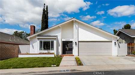 22425 Rippling Lake Forest, CA 92630