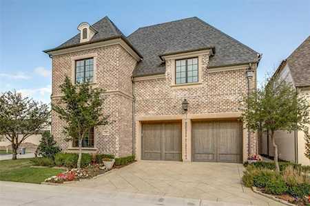 31 Abbey Creek Way Dallas, TX 75248