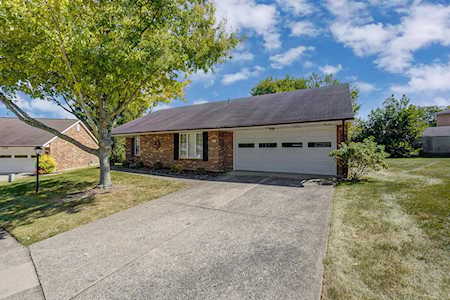 527 Archer Lane Springfield, OH 45503