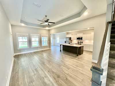 2403 Fig Drive Murfreesboro, TN 37127