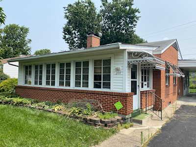 244 Old Village Road Columbus, OH 43228