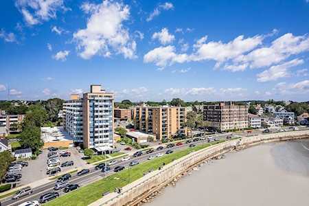 300 Lynn Shore Dr #800 & 801 Lynn, MA 01902
