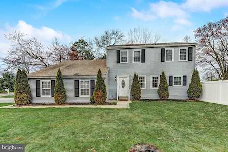 605 Preston Ave Voorhees, NJ 08043
