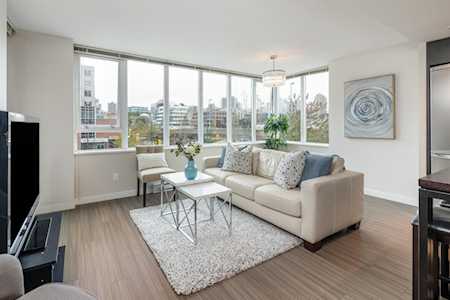 445 W 2nd Avenue #411 Vancouver, BC V5Y 0E8