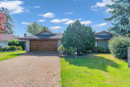 6960 Chelmsford Street Richmond, BC V7C 4J2